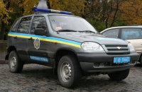 Хулиган получил огнестрельное ранение при попытке отобрать автомат у полицейского