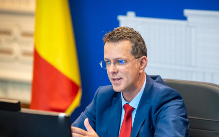 Міністр оборони Румунії заявив, що підняті винищувачі переслідували російський безпілотник, але не відкривали вогонь