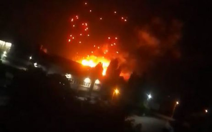 Знову детонують склади боєкомплектів і снарядів рашистів у Новій Каховці, - Хлань