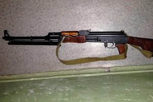В Киеве вооруженный мужчина держал сына в заложниках 