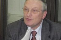 В бюджетном комитете предполагают, что у Азарова готовят два варианта бюджета