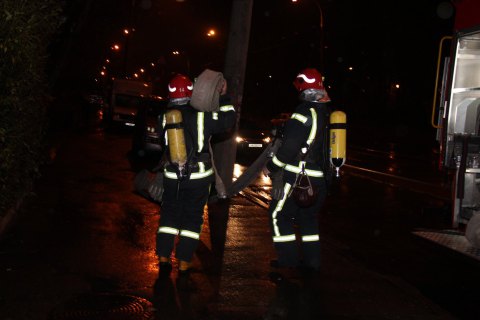 В Киеве произошел пожар на предприятии 