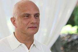 Мужу Тимошенко делают операцию на открытом сердце