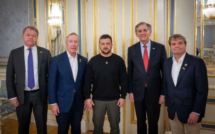 Зеленський зустрівся із делегацією американських конгресменів