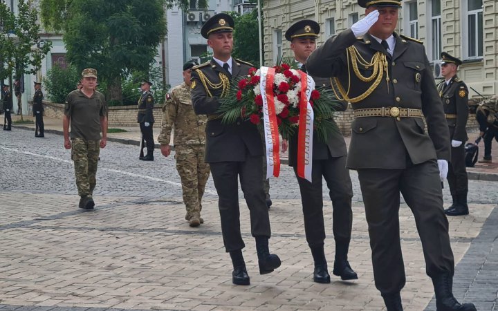 До Києва прибув голова Генштабу Польщі