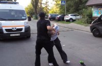 В Киеве возле пляжа на Корчеватом водитель сбил 10-летнего ребенка
