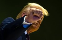 Адміністрація Трампа просить суд скасувати давній прецедент, який гарантує журналістам доступ до Білого дому