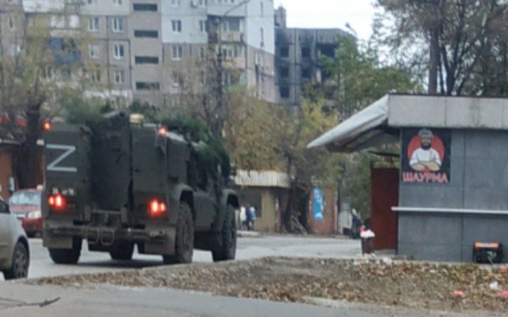 У Маріуполі окупанти посилили патрулювання