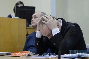 Власенко продолжит ездить к Тимошенко 