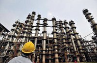 Цена нефти Brent впервые с октября 2009 года упала ниже 67 долларов