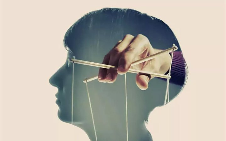 У РФ тепер погрожують обстрілювати “цивільну інфраструктуру у космосі”