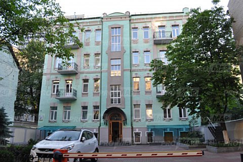 Нардеп від БПП купив вісім приписуваних Луценкові квартир