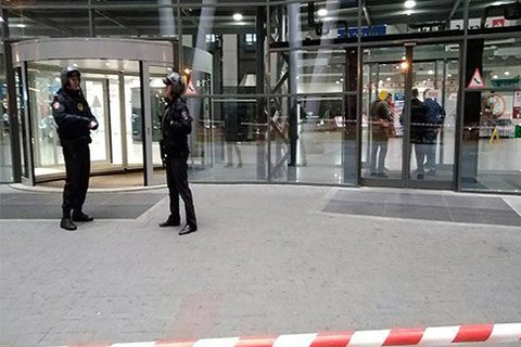 В России эвакуировали более миллиона человек из-за звонков о "минировании"