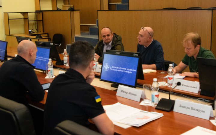 ДСНС спільно з міжнародним фондом закуповує обладнання для відновлення пожежно-рятувальних частин