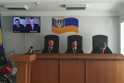 Командующий внутренних войск при Януковиче: "Межигорье" готовились штурмовать военные на бронетехнике
