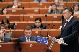 Янукович намерен лететь в США