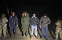 Чотирьох ухилянтів, які ховалися у кущах неподалік кордону, знайшов дрон 