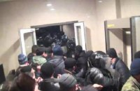 Глава парламента Молдовы пригласил организаторов протеста на переговоры