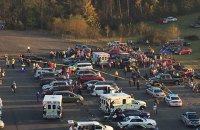 В Виргинии водитель въехал в толпу по дороге с гонки NASCAR: 22 пострадавших