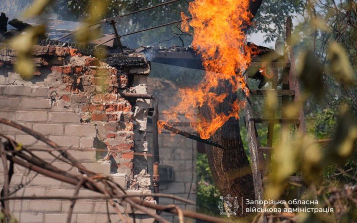 Унаслідок російської атаки у Запоріжжі поранено є загибла та поранені (оновлено)