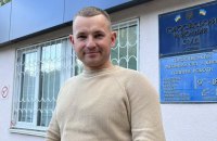Львівського волонтера відправили під нічний домашній арешт у справі про автомобілі для ЗСУ