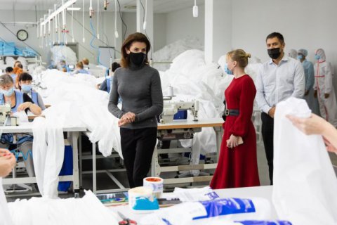 Марина Порошенко: в Украине запустили производство защитных медицинских костюмов