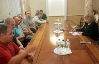 Москалькова встретилась с моряками судна "Норд" в Киеве