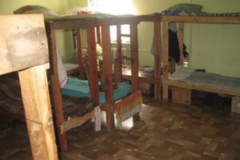 В Днепре обнаружили "реабилитационный центр", где насильно удерживали алко- и наркозависимых