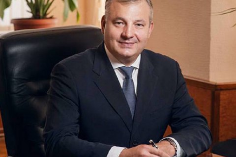 Возле ВККСУ неизвестные облили зеленкой судью хозсуда Харьковской области (обновлено)