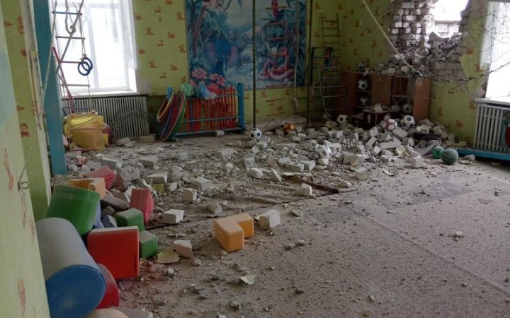 Російські військові зруйнували 70 і пошкодили понад 1 030 дитячих садків в Україні