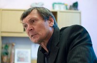 Директор детдома: "Не нужно просить деньги у государства, оно обманет"