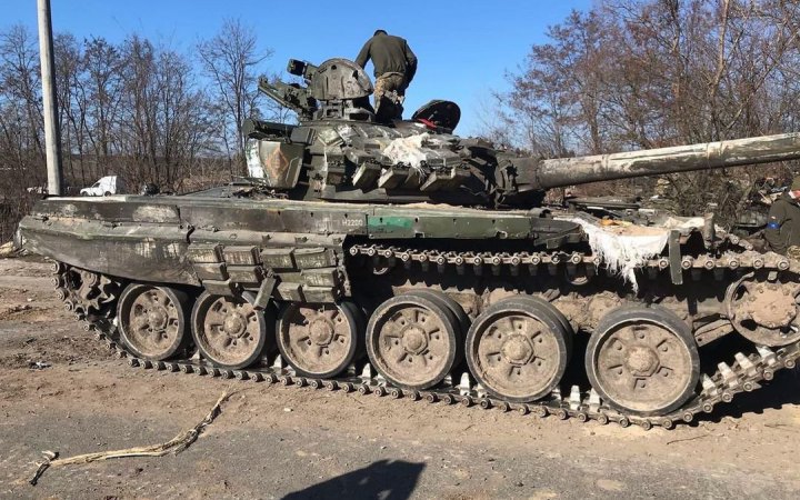 В связи с большими потерями Россия остановила плановое увольнение со службы офицеров, прапорщиков и сержантов, – Генштаб