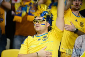 Мэр Львова не видел на игре Украина - Сан-Марино нацистских символов