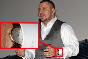 Глава Налоговой засветил часы за €12 тыс