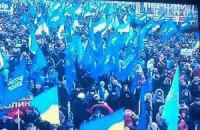 Азаров возмущен: ТВ не показывает митинги в поддержку власти