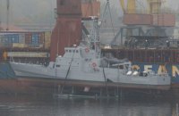 В Одесі почали спускати на воду катери Island, що прибули з США