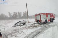Через негоду на дорозі Київ-Одеса заборонили рух усіх транспортних засобів