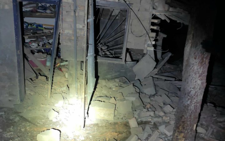 Ворог випустив по Нікополю майже два десятки снарядів