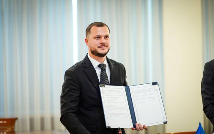 Україна і Узбекистан запроваджують "транспортний безвіз" для вантажних перевезень