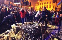 На Европейской площади начали устанавливать палатки