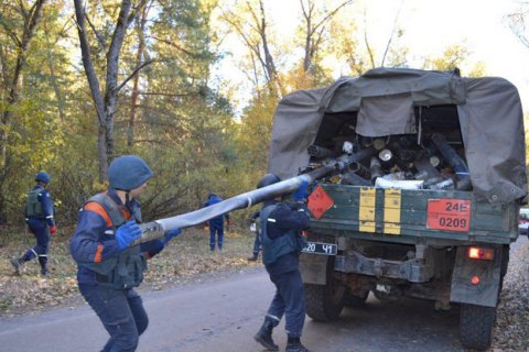На артскладах под Ичней детонации боеприпасов не наблюдается, - ГосЧС 