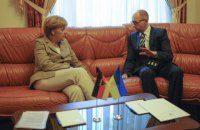 Яценюк встретится в Берлине с Ангелой Меркель 