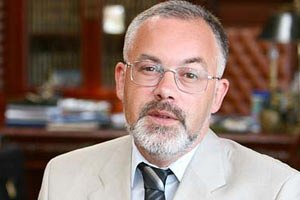 Отставки Табачника не будет - Левочкин шутил