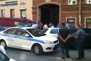 У Петербурзі поліцейські влаштували бійку і стрілянину з кавказцями