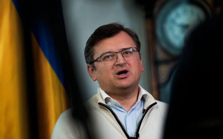 Кулеба обговорив із Боррелем посилення санкцій ЄС проти РФ 