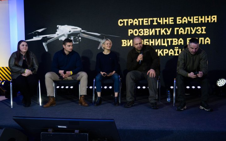 Дронів буде більше. Цього року в планах контракти на сотні тисяч безпілотників, – Умєров