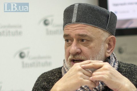 Суд счел незаконным увольнение Александра Ройтбурда с поста директора музея