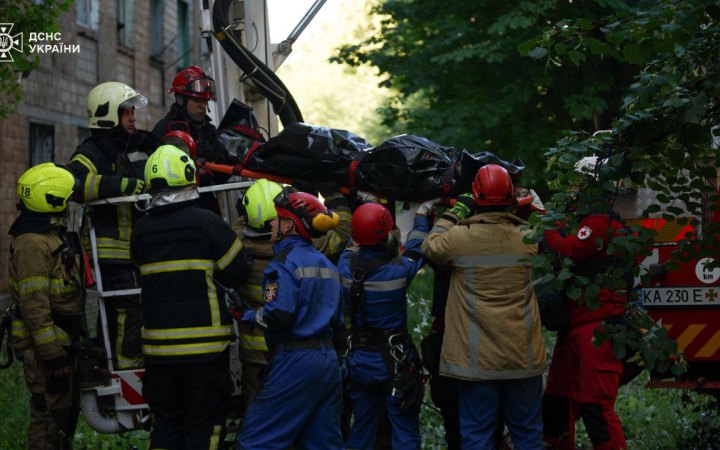 Зеленський нині перебуватиме в Британії: говоритиме про посилення захисту і нові санкції