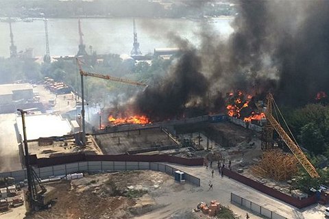 В МЧС России назвали причину пожара в Ростове-на-Дону