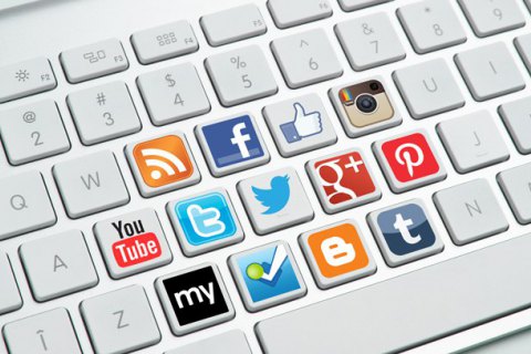 Соцсети Facebook и Twitter синхронно удалили подозрительные аккаунты, связанные с Ираном и Россией